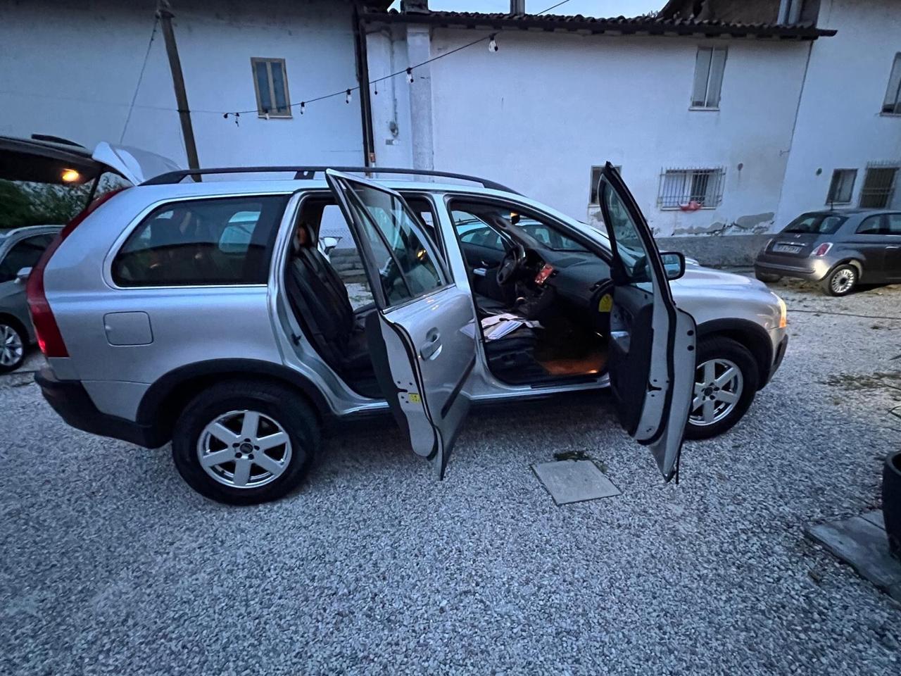 Volvo XC 90 2.4 4x4 7 posti