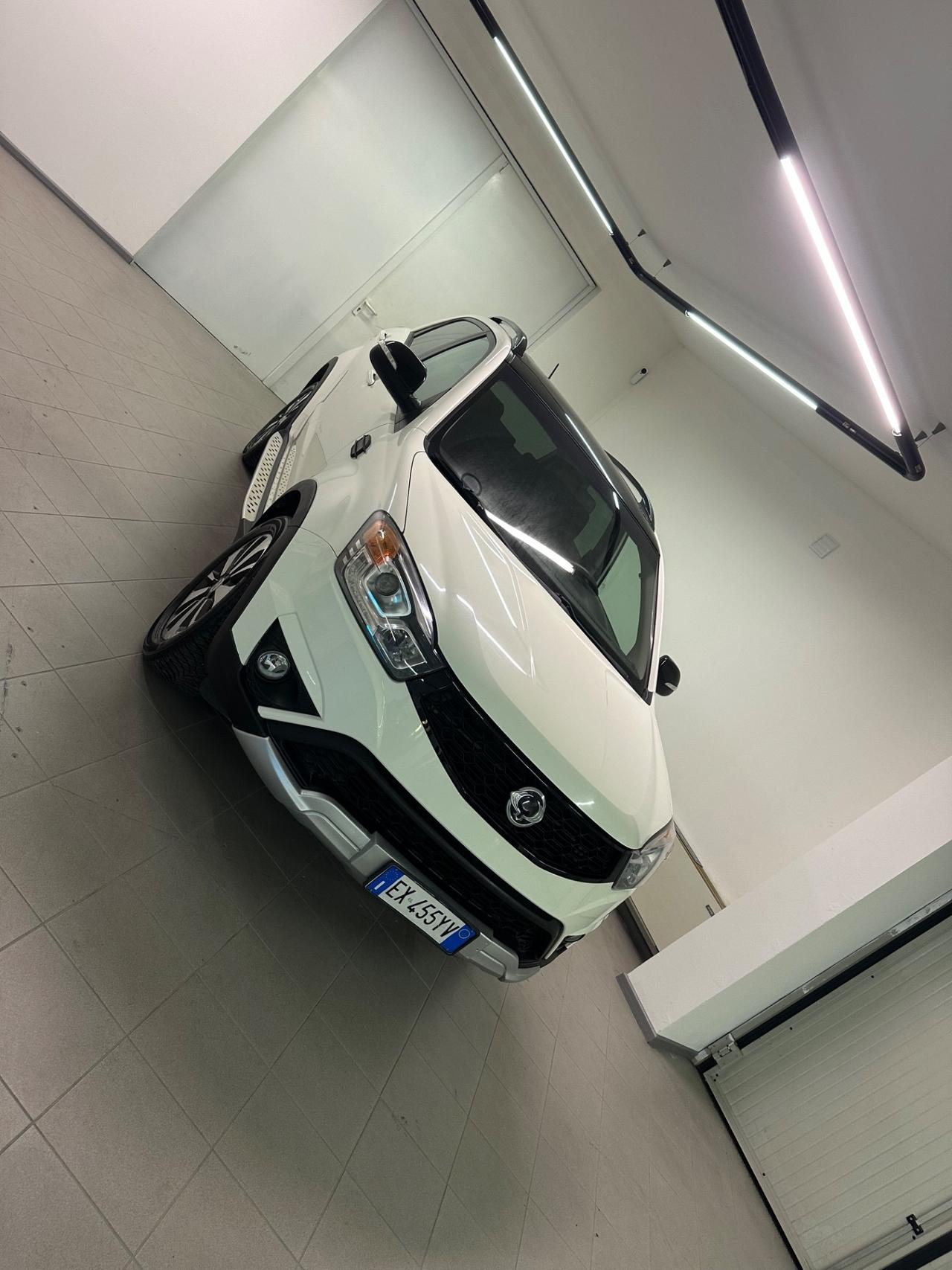 Ssangyong Korando 2.0 e-XDi 149 CV AWD AT Limited Edition Navi