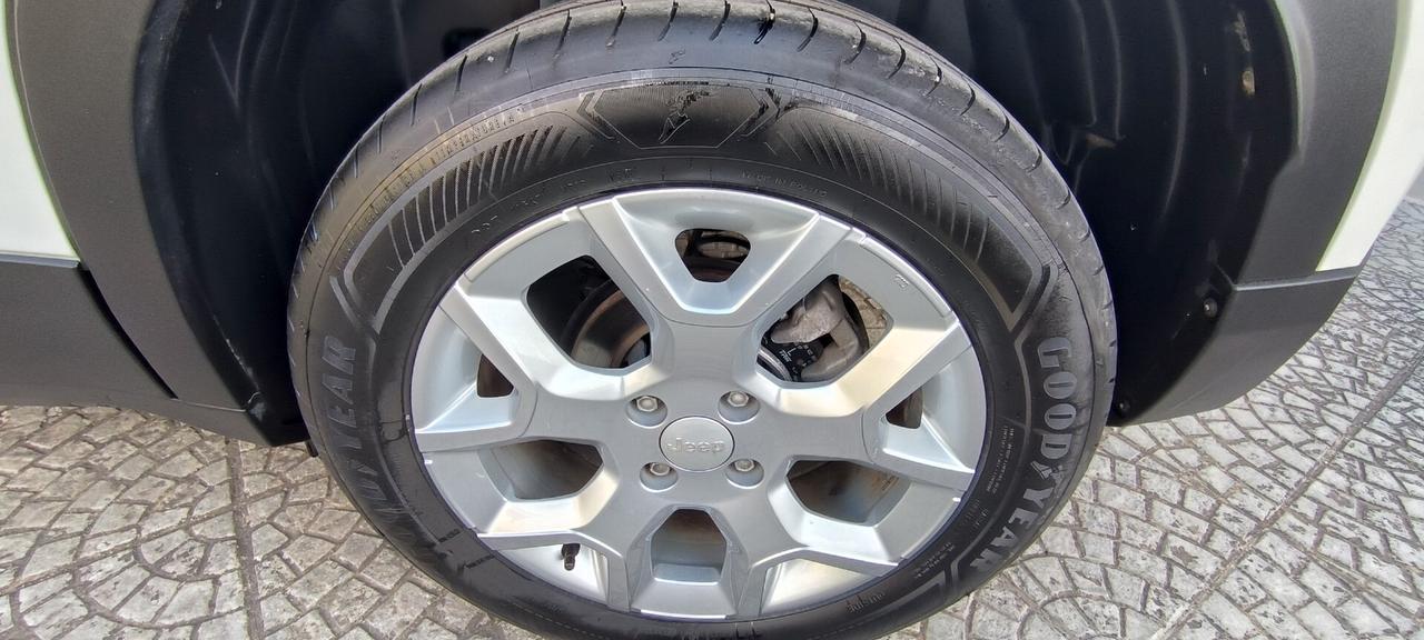 Jeep Avenger 1.2 Turbo 100 CV Altitude