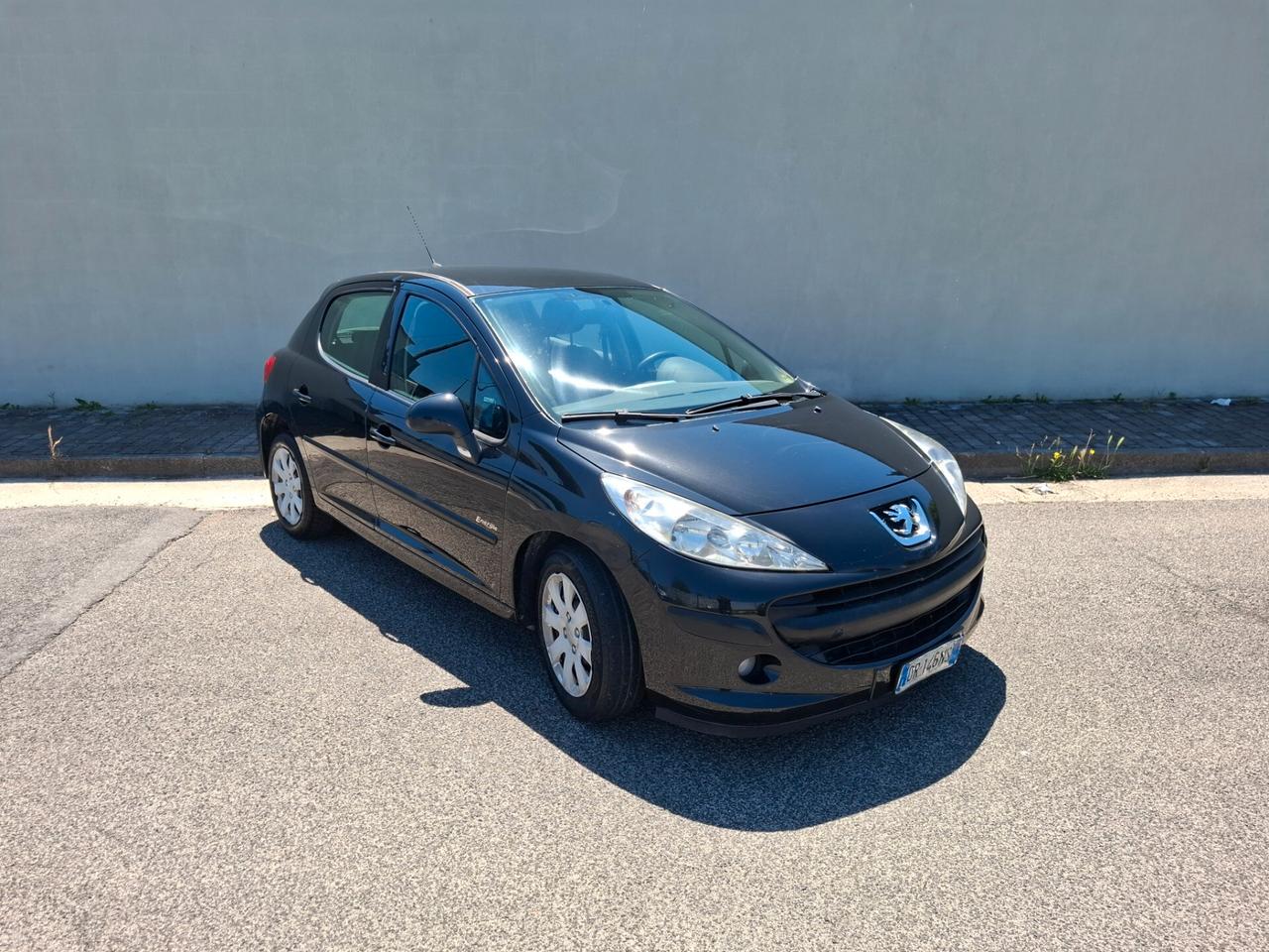 Peugeot 207 1.4 VTI 5P. ENERGIE