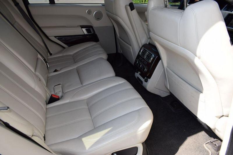 Land Rover Range Rover 4.4 SDV8 Vogue