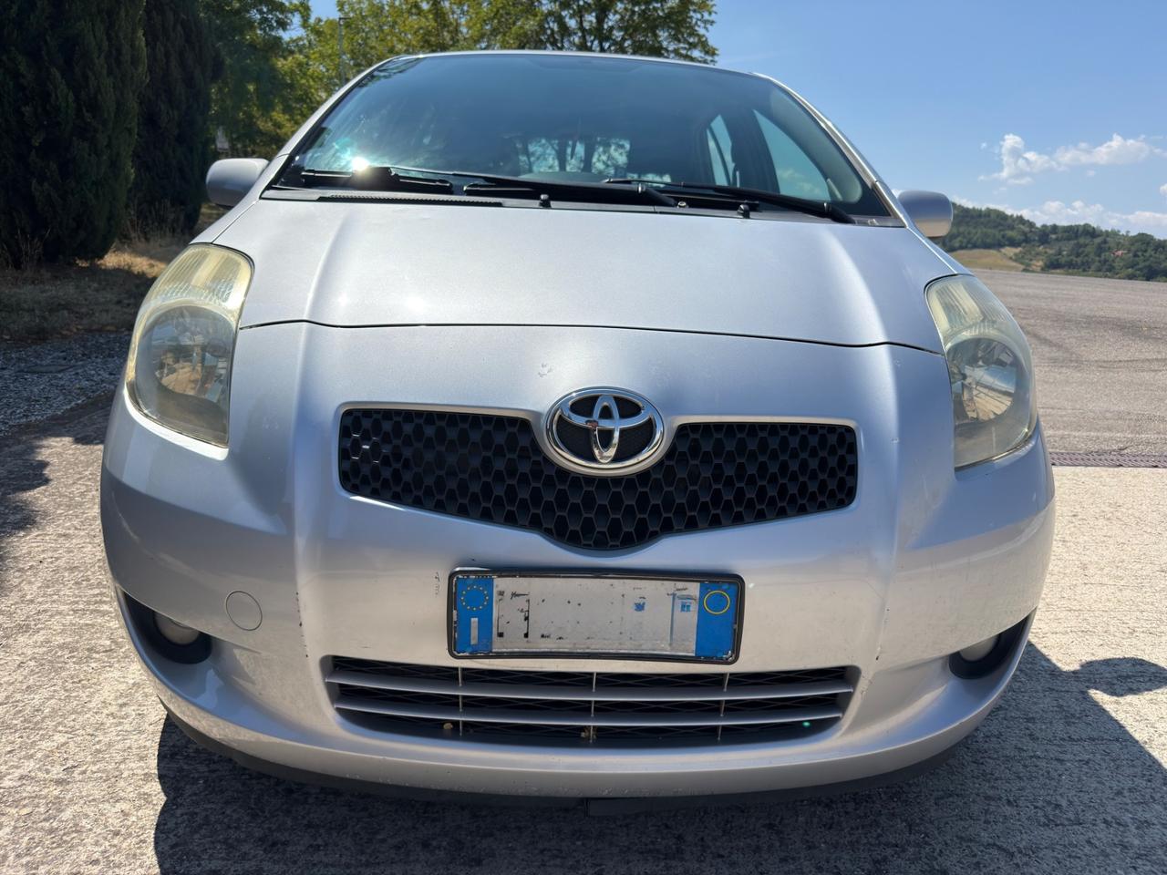 Toyota Yaris 1.3 5 porte Sol PERFETTA
