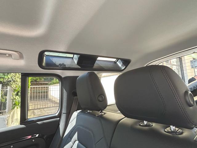 LAND ROVER Defender 110 3.0D 200 CV AWD Automatic
