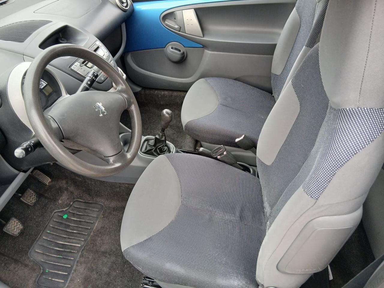 Peugeot 107 1.0 68CV 3p. Sweet Years