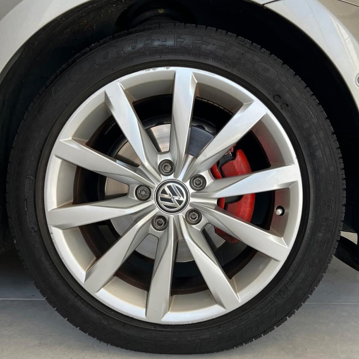Volkswagen Golf 2.0 TDI DSG 5p. Highline BlueMotion Technology