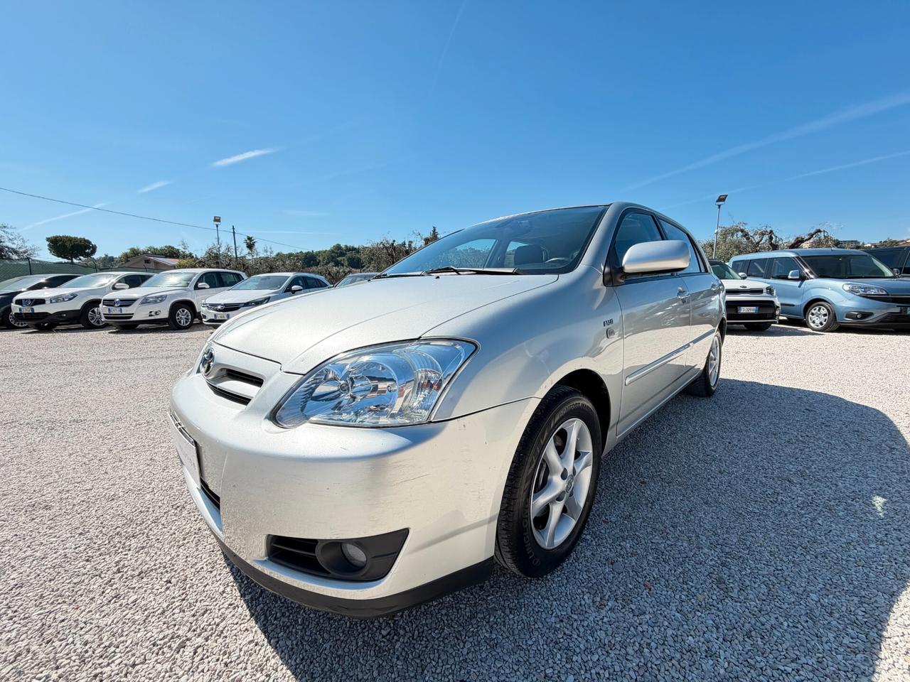 Toyota Corolla 1.4 D-4D 90 cv 5 p automatica 284.610 km