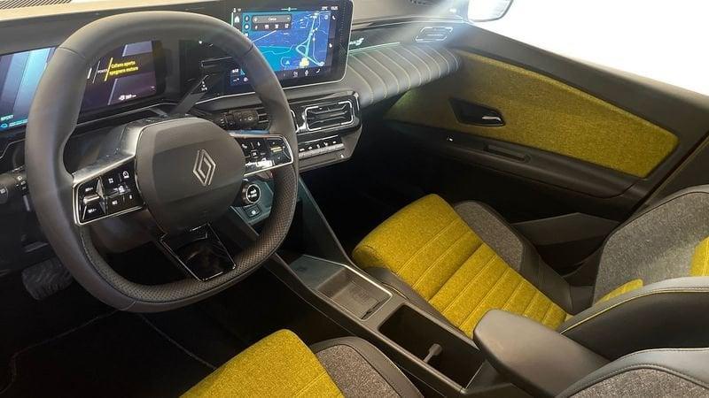 Renault 5 RENAULT E-TECH ELECTRIC iconic cinq 150 cv comfort range