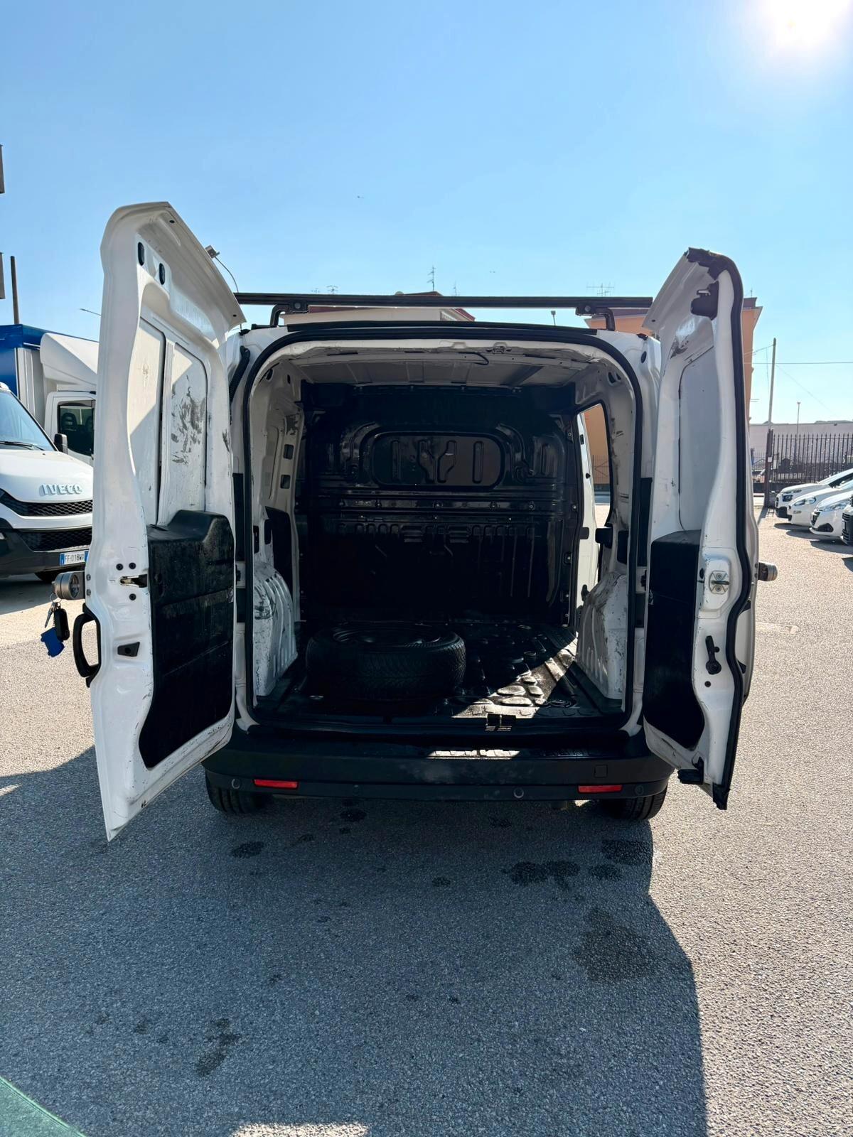 FIAT DOBLO' 1.6mjt FURGONE Km 71.000