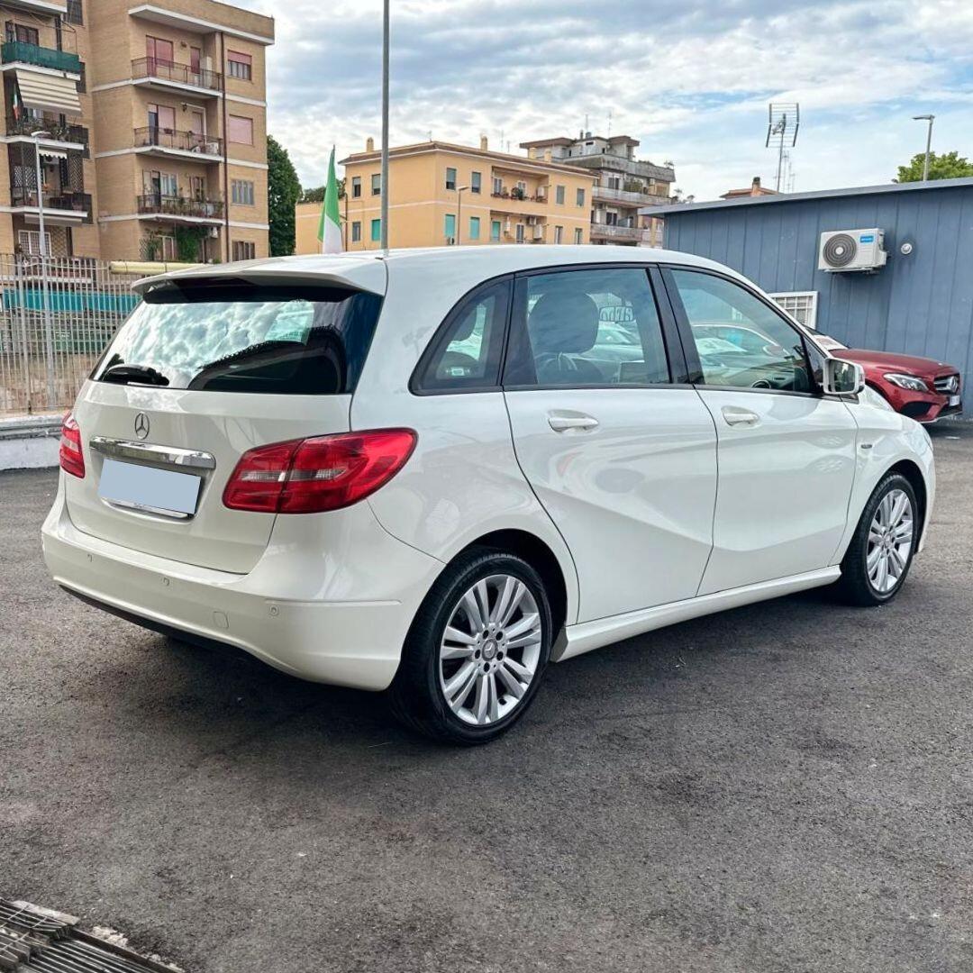 Mercedes-benz B 180 CDI BlueEFFICIENCY Executive