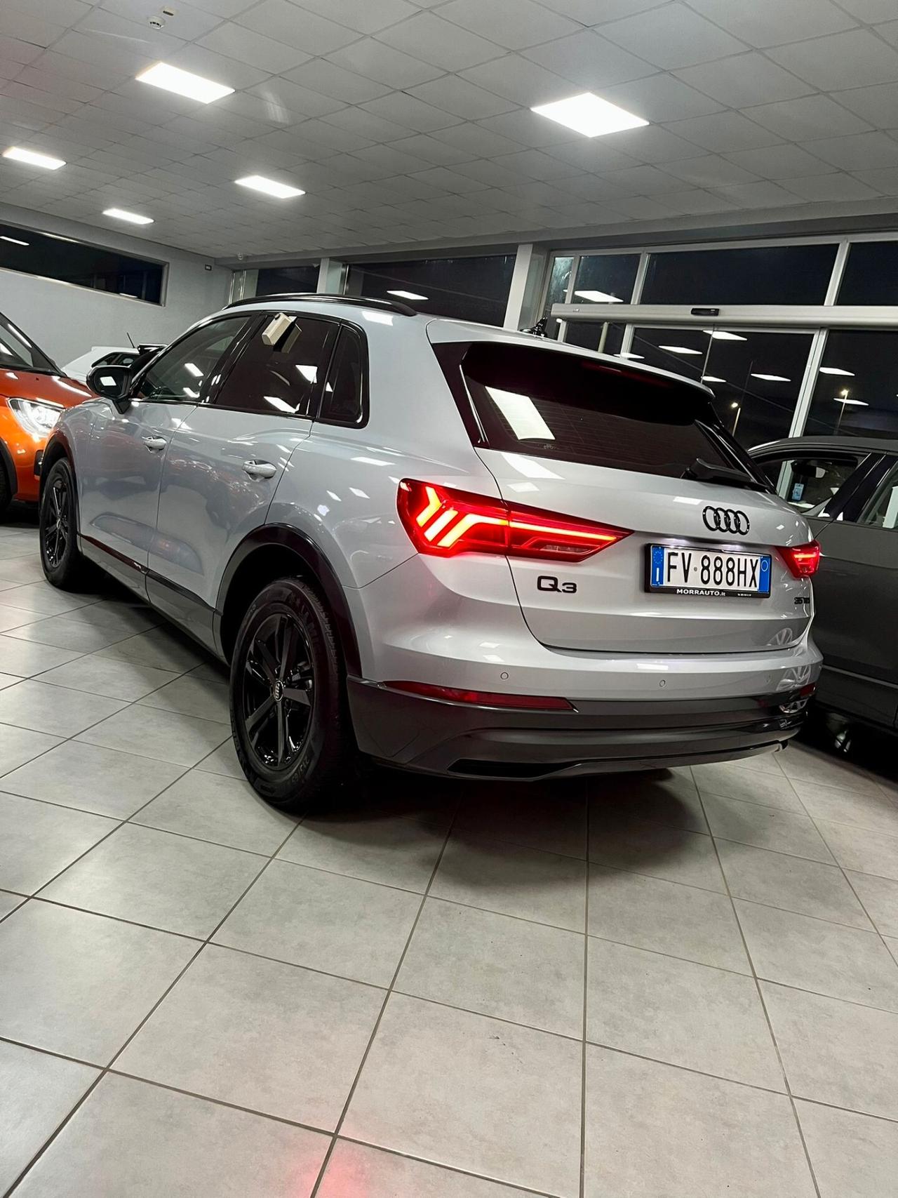 Audi Q3 35 TDI S tronic Business