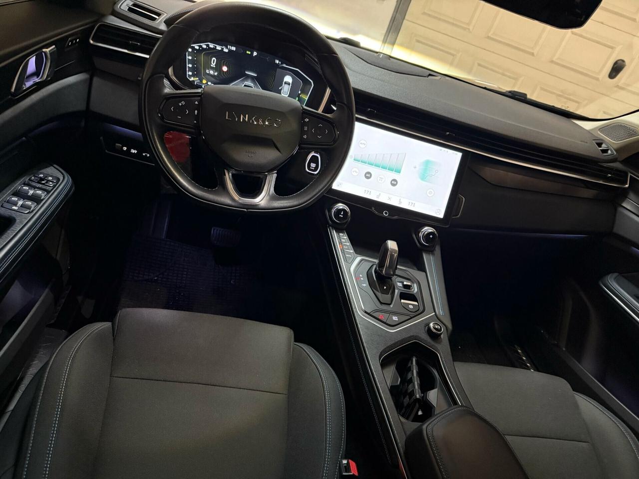 Lynk&co 01 PHEV