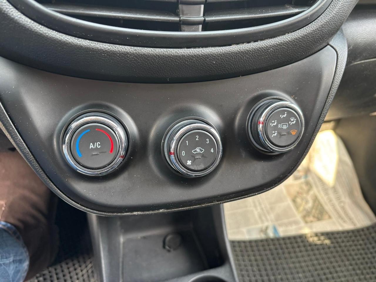 Opel Karl 1.0 73 CV GPL Innovation