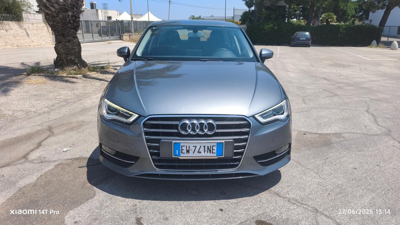 Audi A3 SPB 1.6 TDI 105CV S-TRONIC ATTRACTION 2014