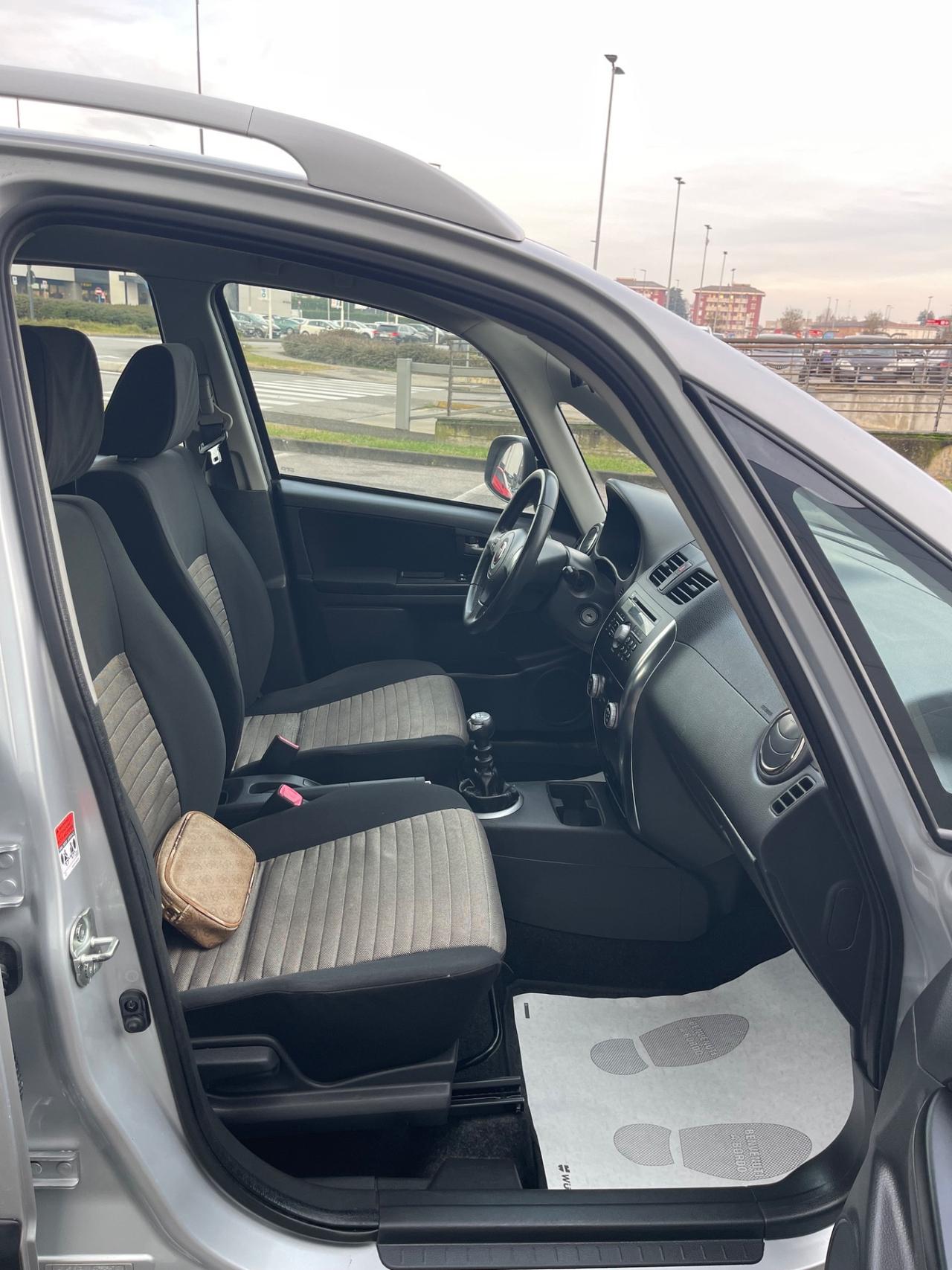 Fiat Sedici 2.0 MJT 16V DPF 4x4 Experience