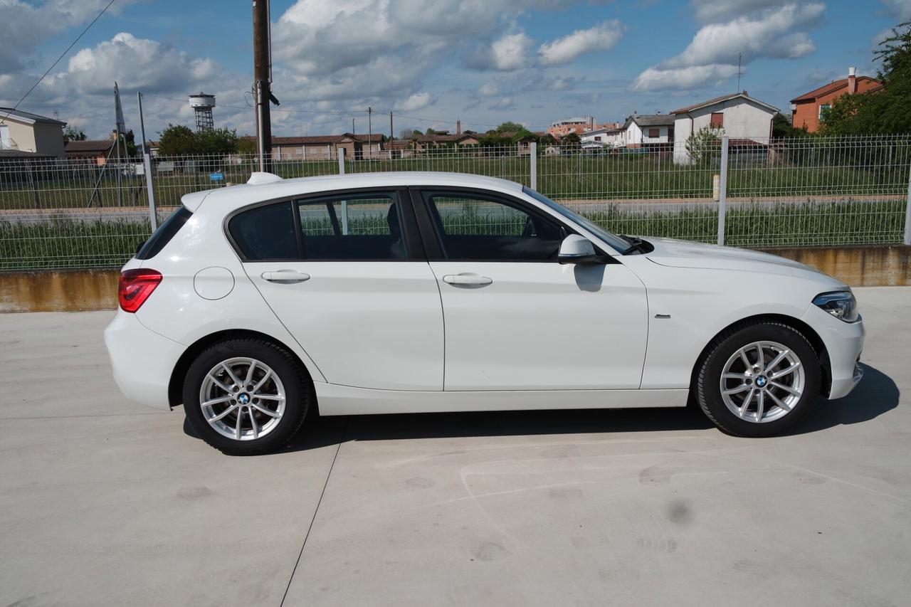 BMW 116 D 5P SPORT