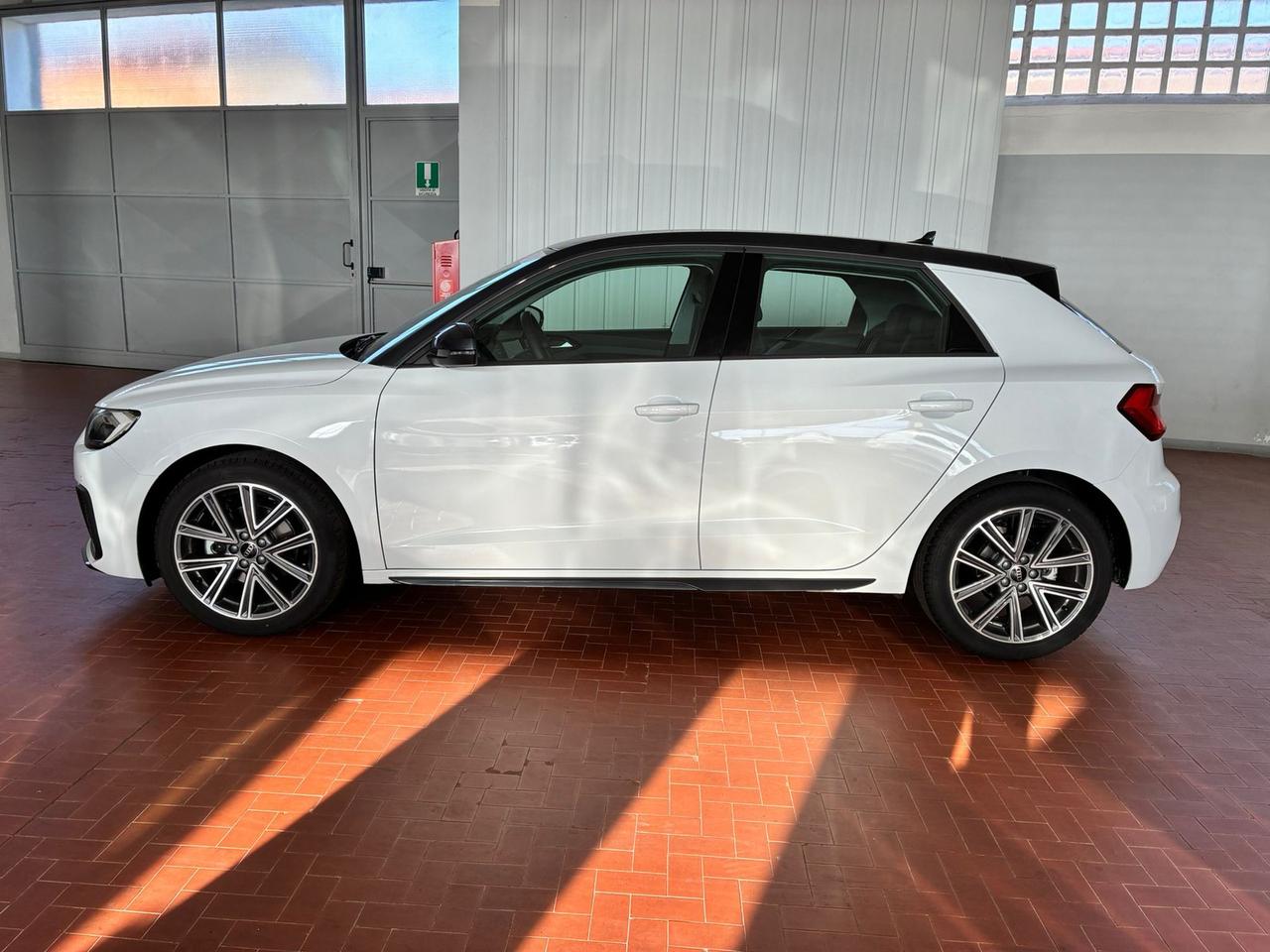 Audi A1 sportback 30 1.0 tfsi admired 110cv s-tronic