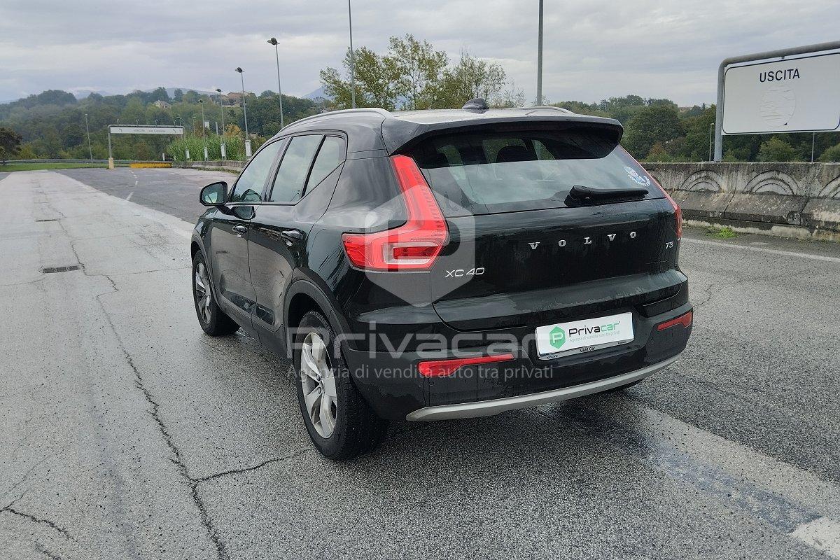 VOLVO XC40 T3 Momentum