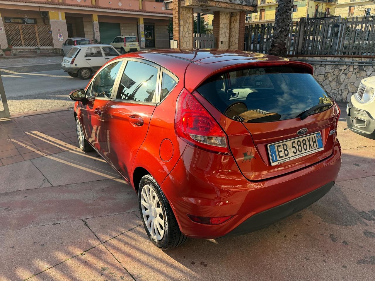Ford Fiesta 1.4 5 porte Bz.- GPL Titaniumf