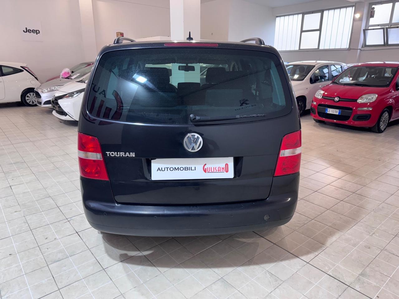 Volkswagen Touran 1.6 16V FSI Highline