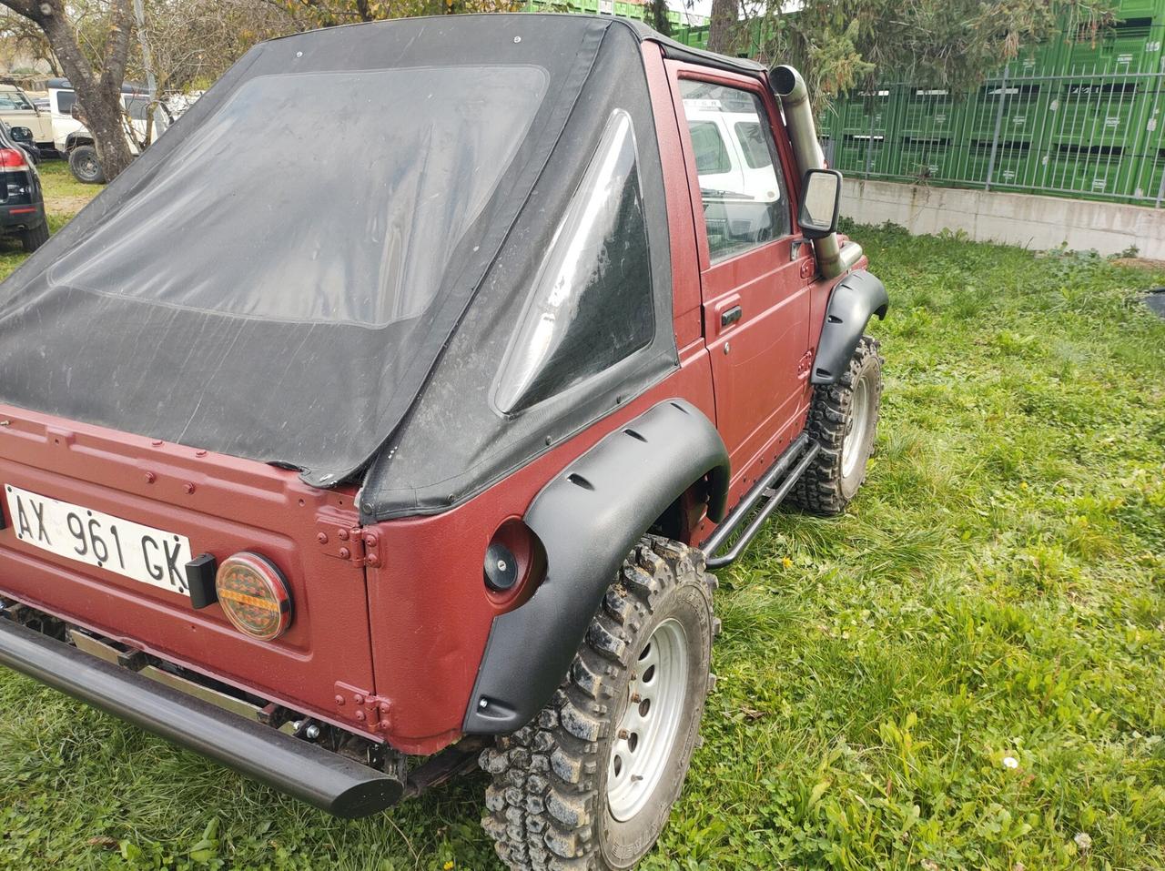 Suzuki SJ Samurai 1300 ponti larghi con idroguida