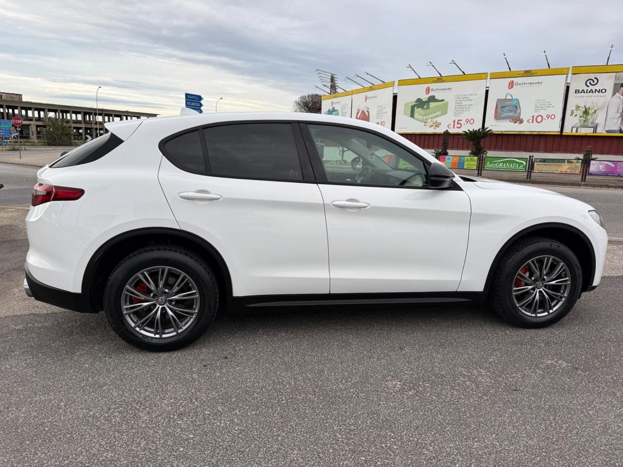 Alfa Romeo Stelvio 2.0 Turbo 200 CV AT8 Q4 Super