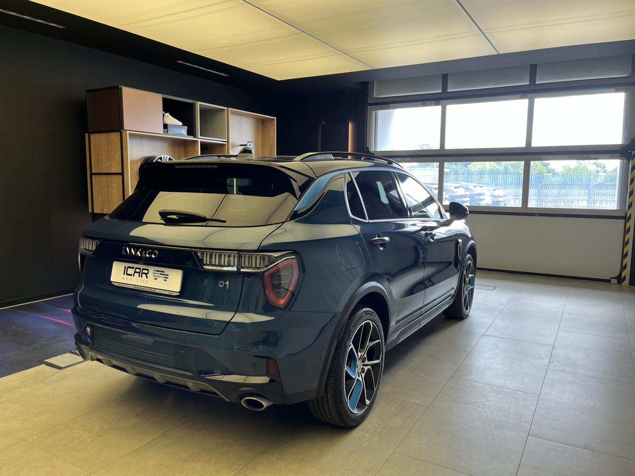 LYNK & CO 01 - 01 1.5 td phev auto