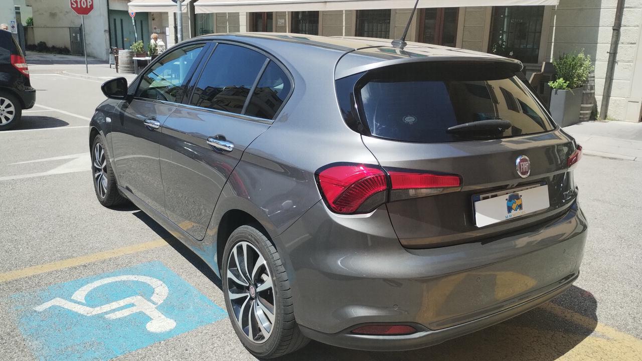Fiat Tipo 1.6 Mjt S&S 5 porte Lounge NEOPATENTATI