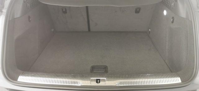 AUDI Q3 40 TFSI quattro S tronic Business Advanced