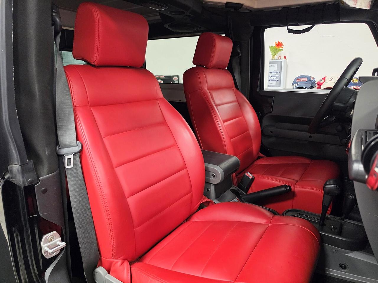 Jeep Wrangler III 2007 3p 2.8 crd Sahara auto INTERNI ROSSI _ HARD + SOFT TOP _ GARANZIA 12 MESI _ GANCIO TRAINO OMOLOGATO