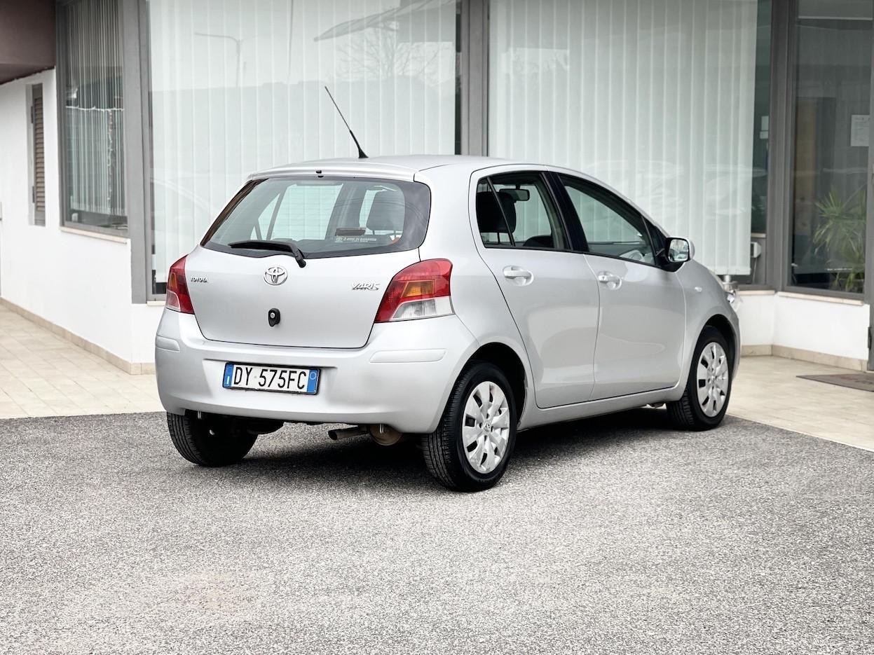 Toyota Yaris 1.3 Benzina 100CV Neo. - 2009