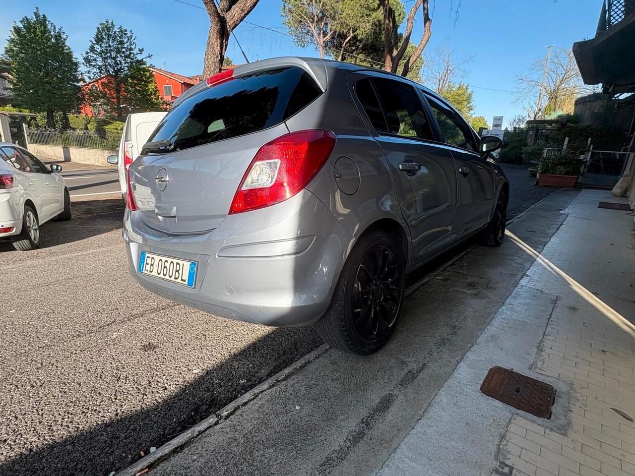 Opel Corsa 1.2 GPL 12 MESI DI GARANZIA COMPLETA!!!!