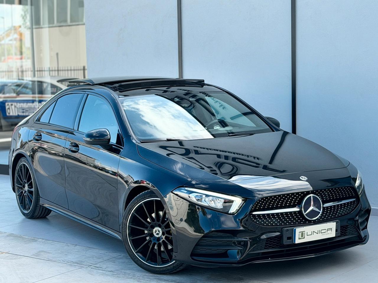 Mercedes-benz A 180 d SEDAN 116 CV AMG Premium PLUS TETTO ITALIANA