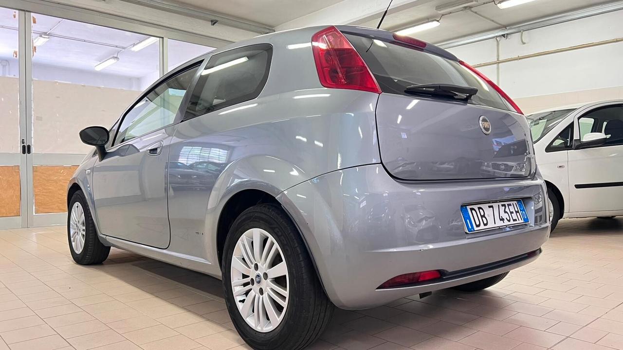 Fiat Grande Punto 1.3 MJT 90 CV 3 porte Emotion