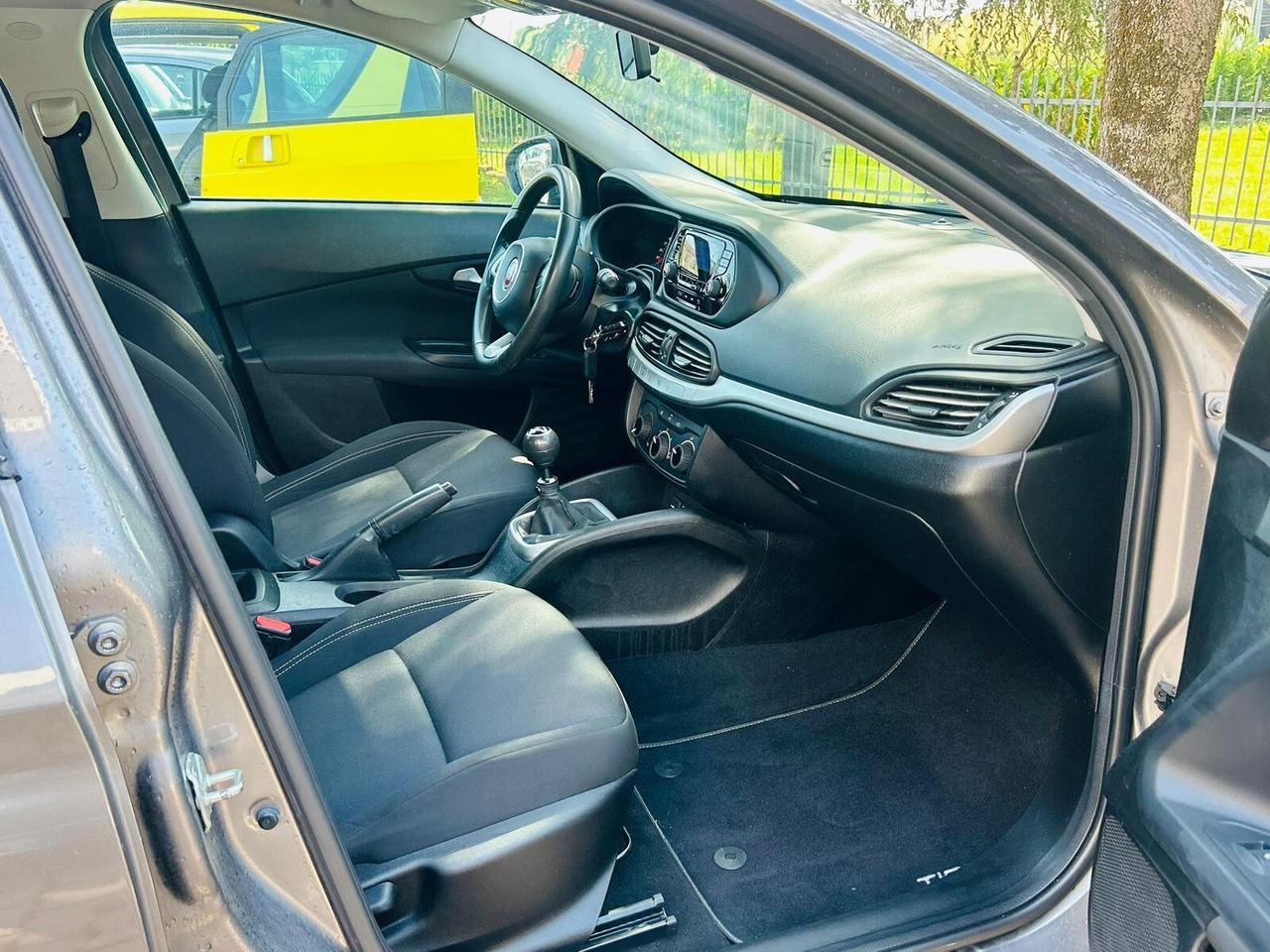 Fiat Tipo 1.6 Mjt S&S SW Lounge