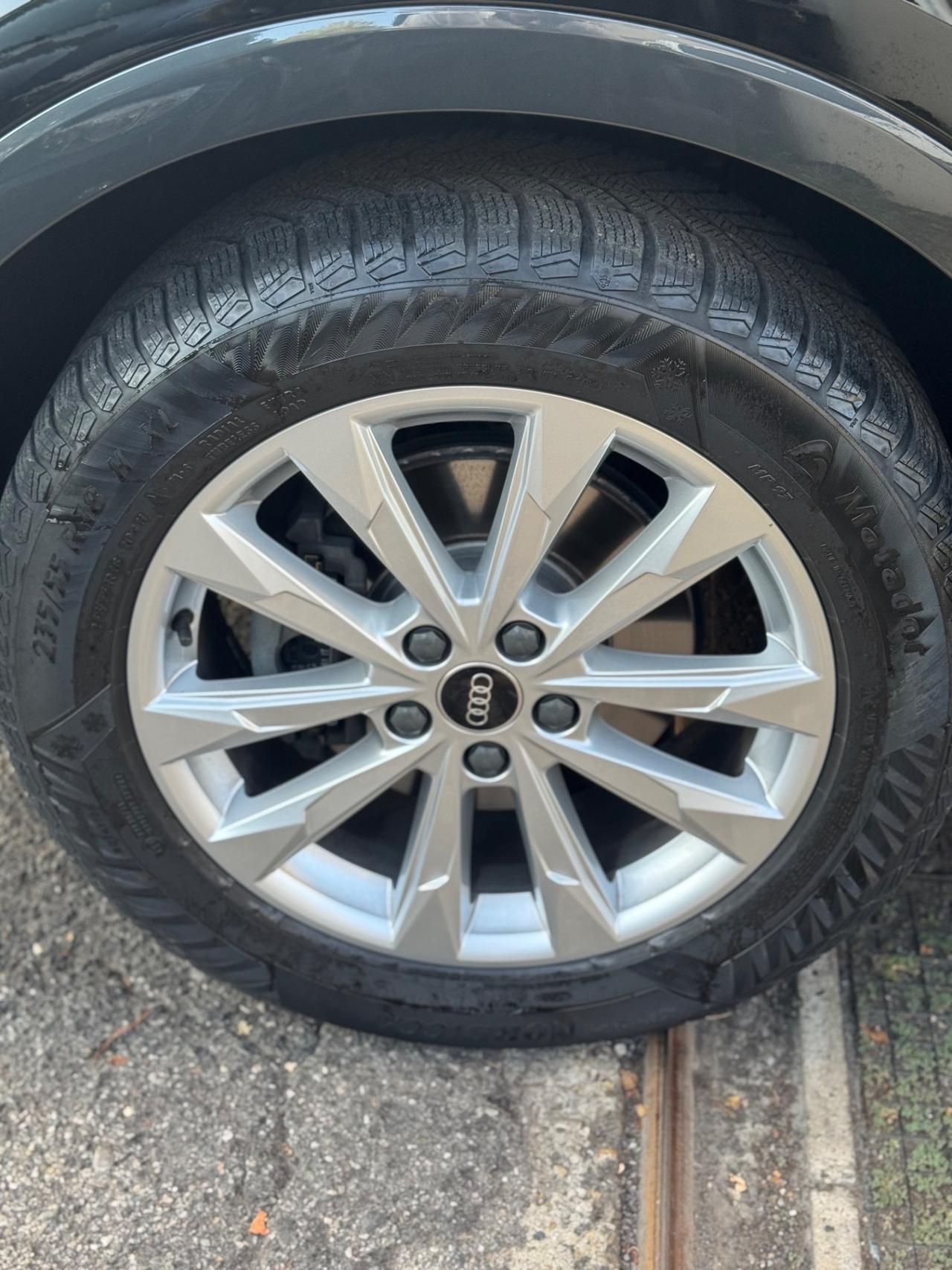 Audi Q3 35 TDI S tronic line edition