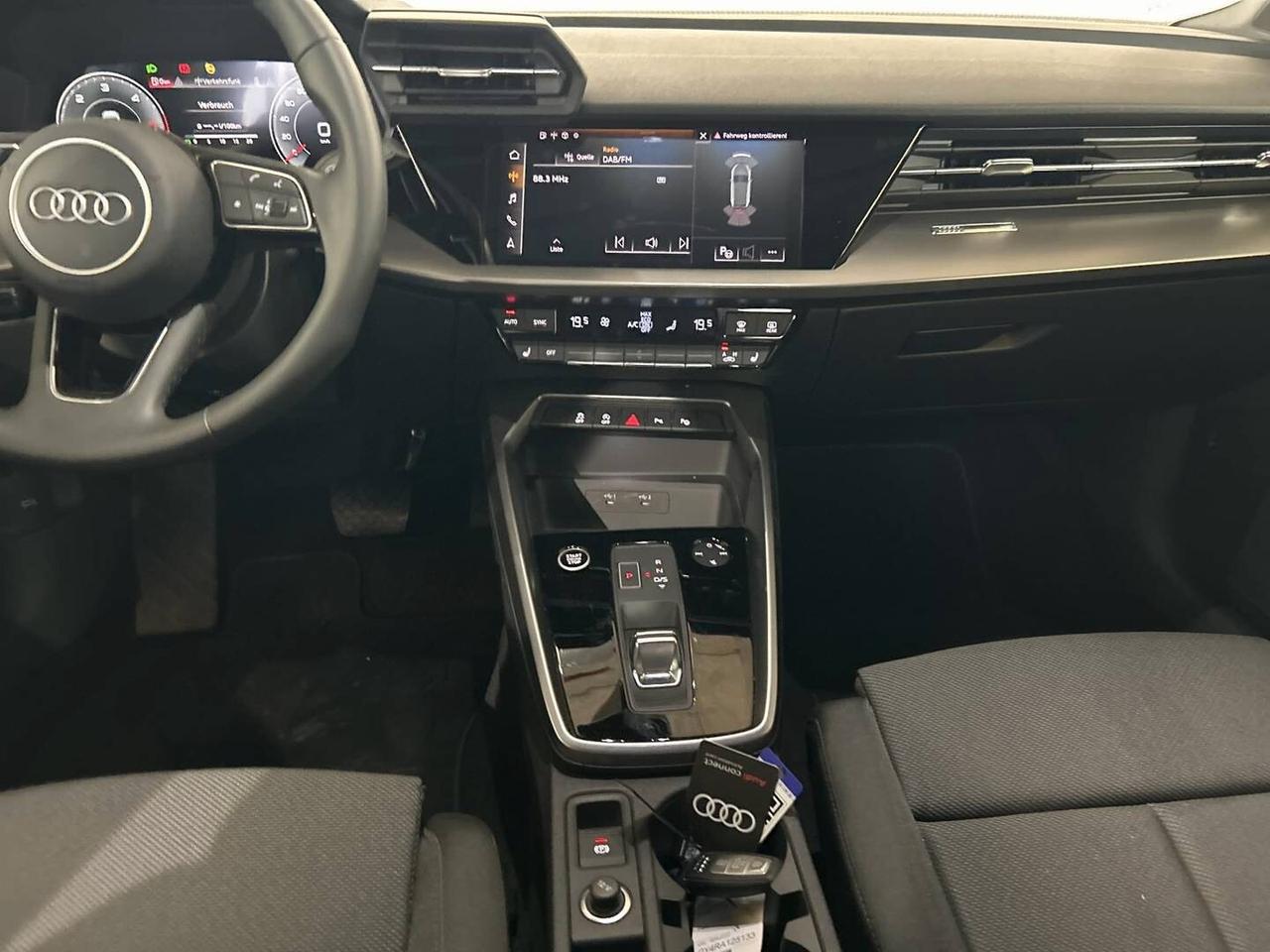 Audi A3 SPB 30 TDI Business Advanced