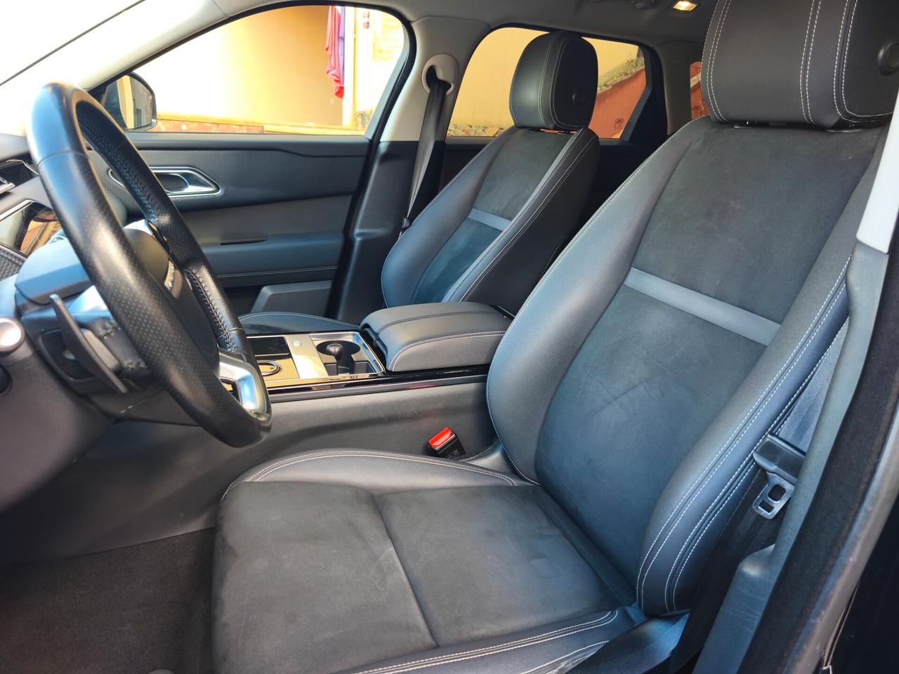 LR Velar 2.0d 180 CV PROMO BLACK FRIDAY