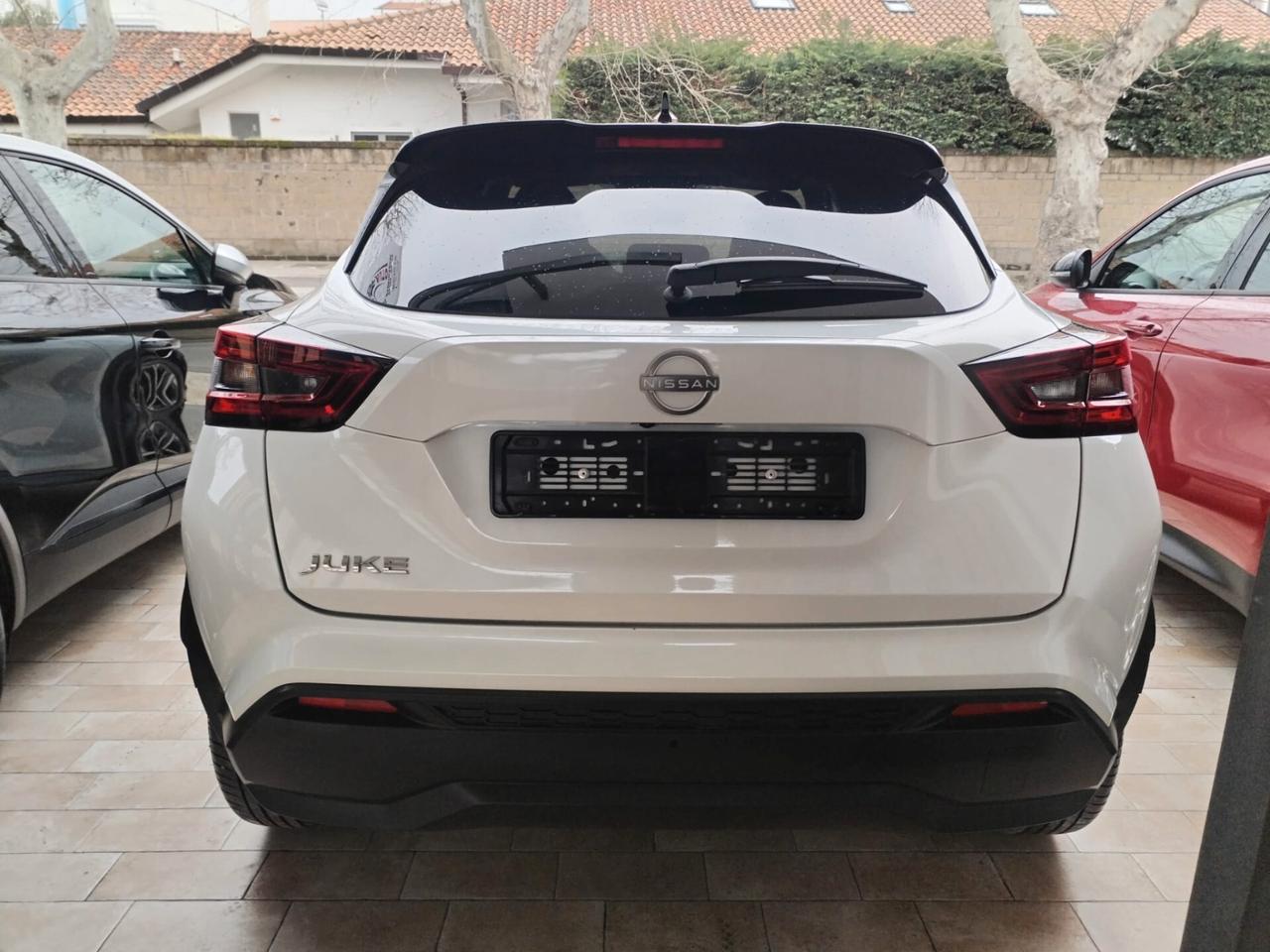 Nissan Juke 1.0 DIG-T 114 CV N-Connecta