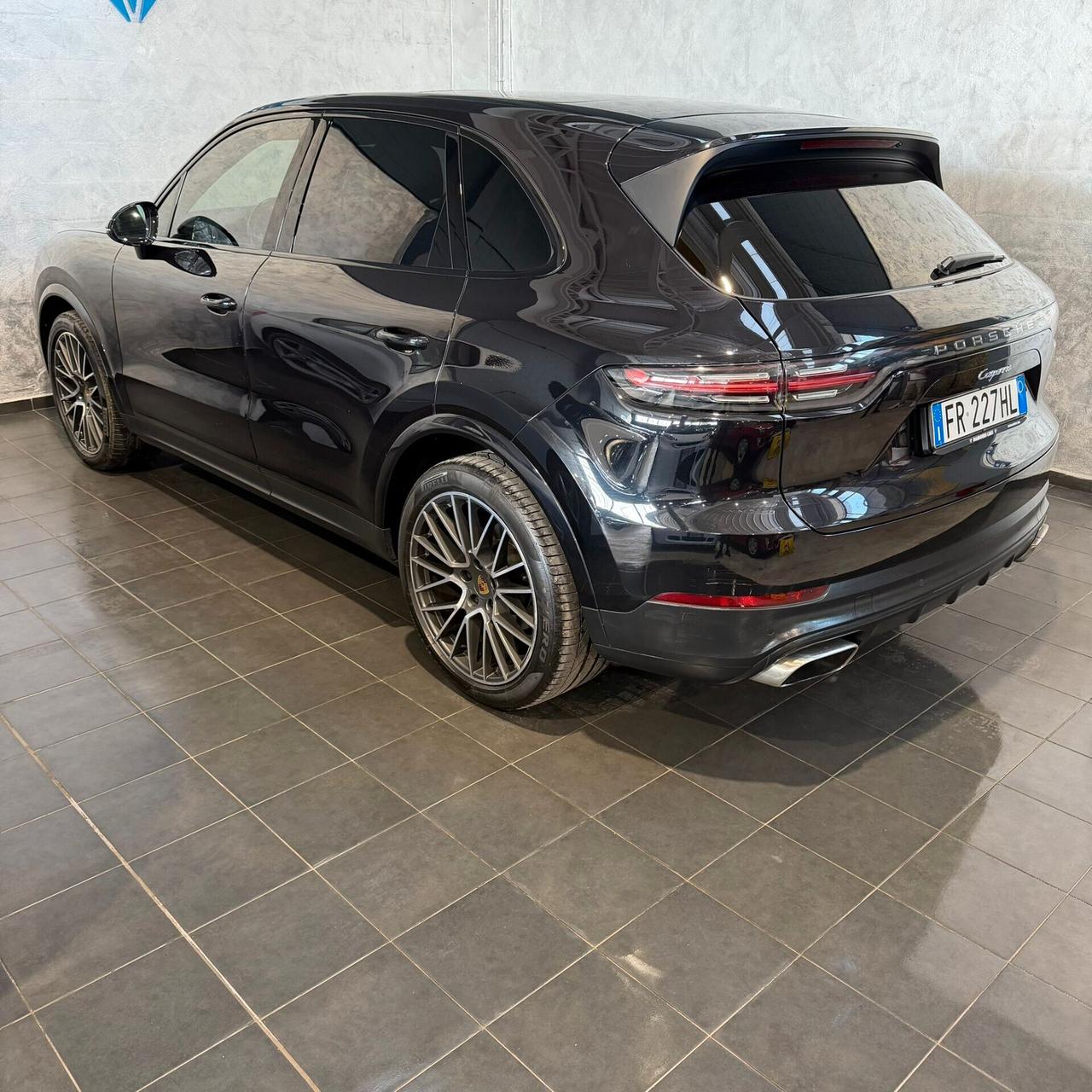 Porsche Cayenne 3.0 V6 BENZINA TIPTRONIC FULL OPTIONALS