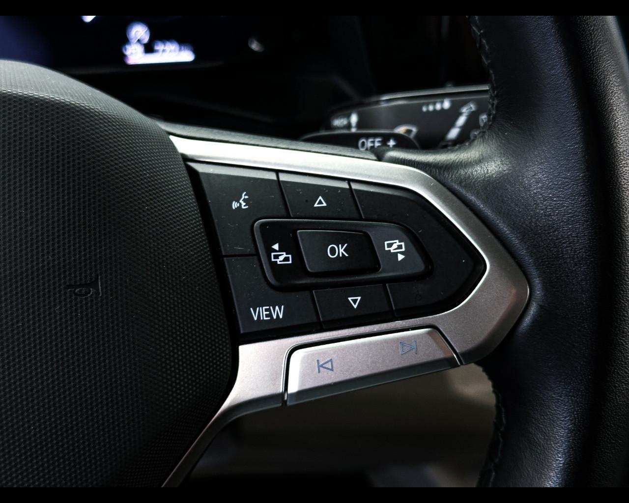 VOLKSWAGEN Multivan 7ª '21-> - Multivan 2.0 TDI 150CV DSG Space