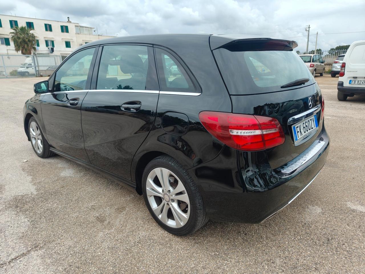 Mercedes-benz B 200 d Automatic Premium