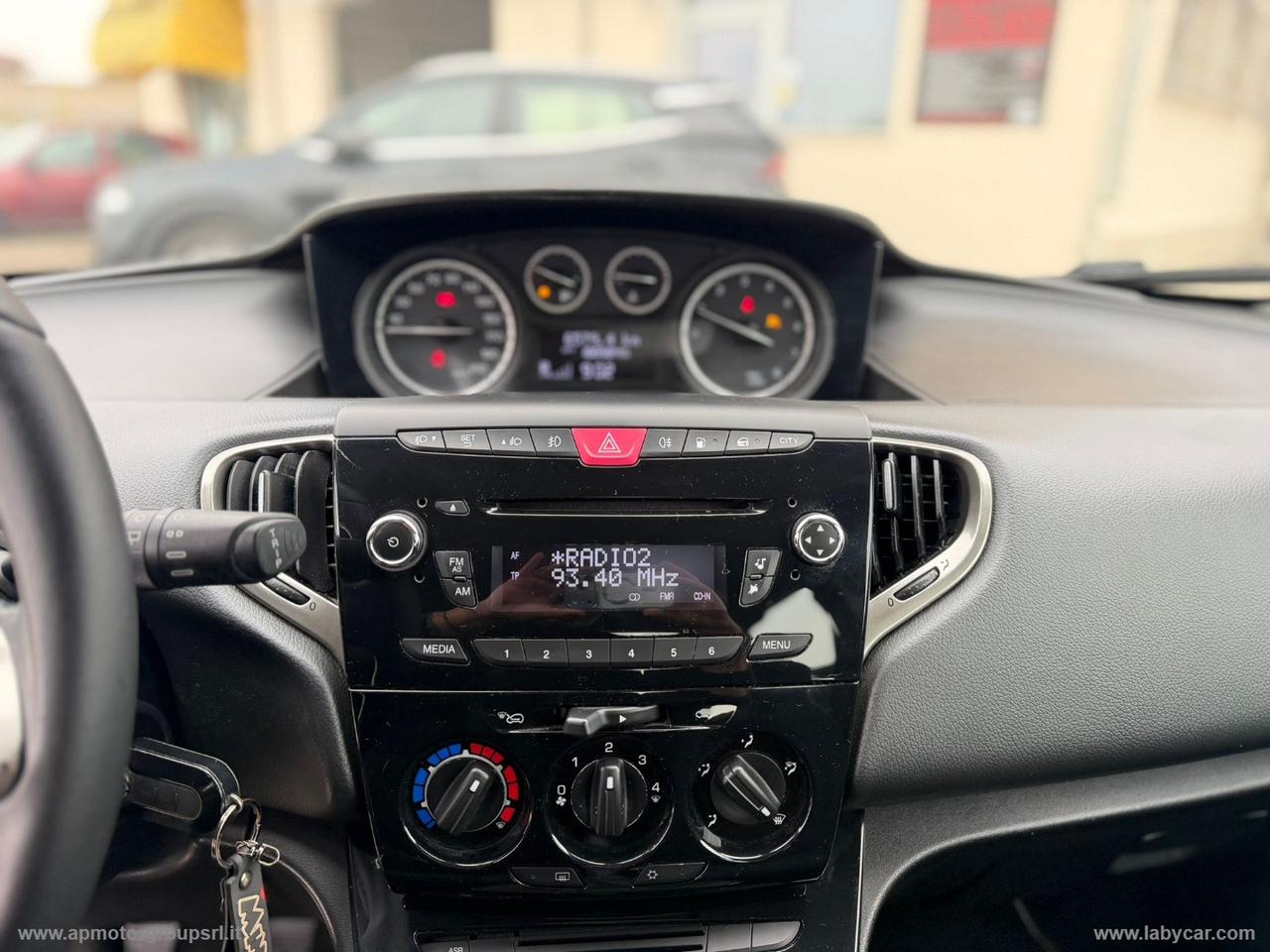 LANCIA Ypsilon 0.9 T.Air 85CV 5p. Met.Ec. Gold