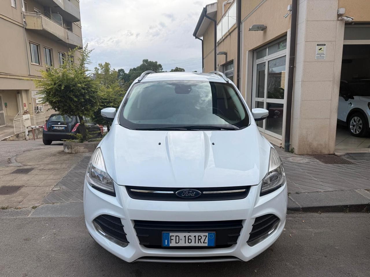 Ford Kuga 2.0 TDCI 150 CV S&S 4WD Titanium