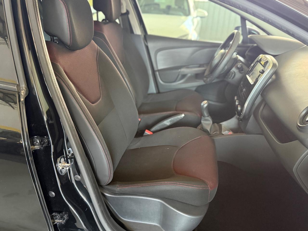 Renault Clio 1.5 DCi 75CV Neopatentati 2015