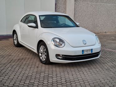 Volkswagen Maggiolino 1.6 TDI Design *NEOPATENTATI*