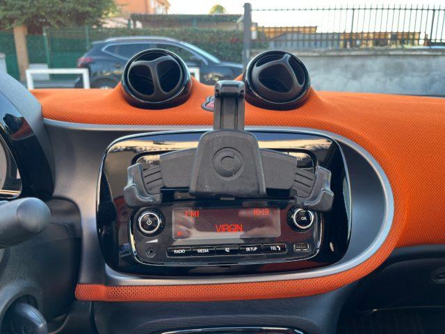 SMART ForTwo 70 1.0 twinamic cabrio Passion JBL