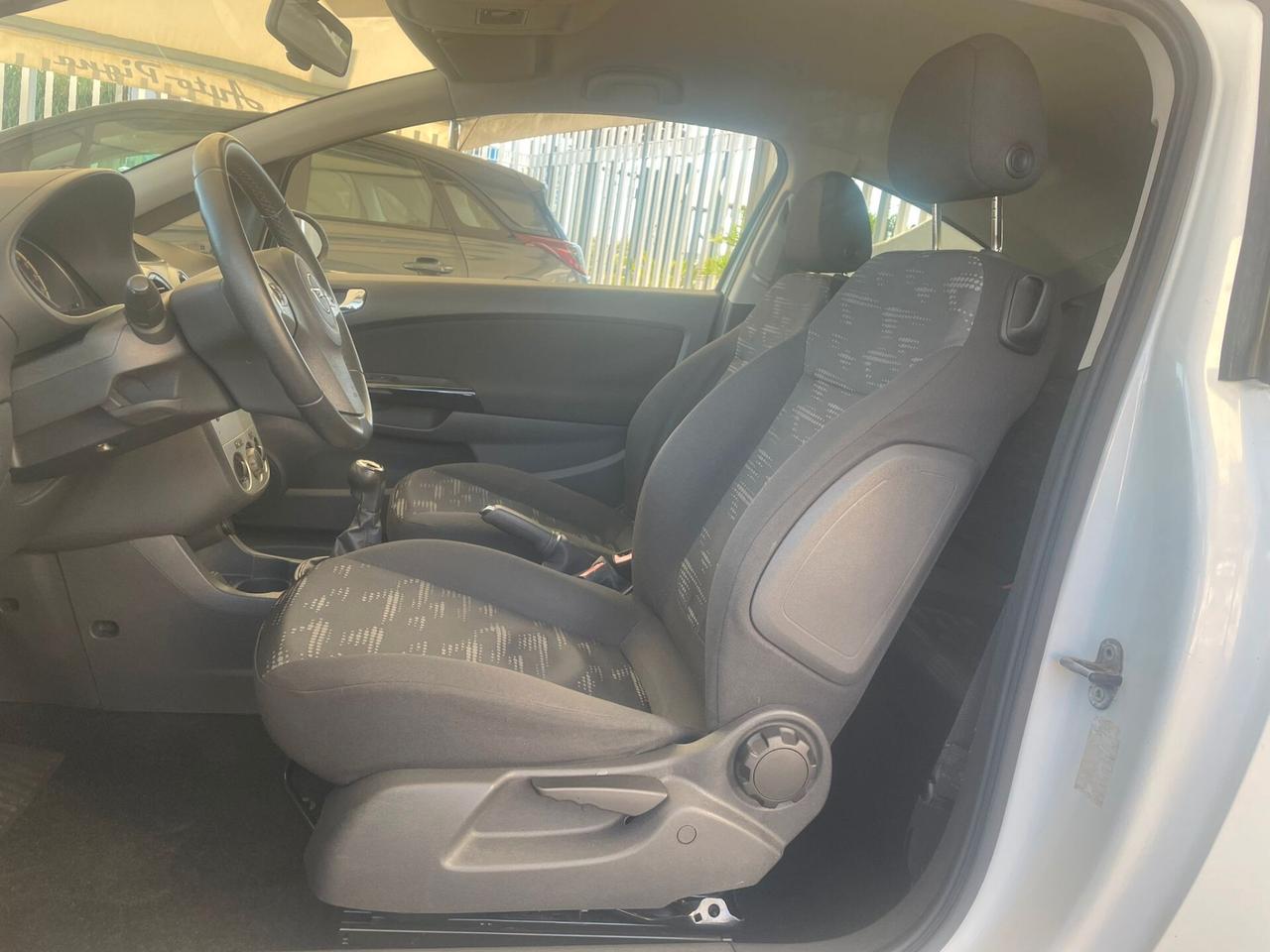 Opel Corsa 1.2 85CV 3 porte GPL-TECH Elective