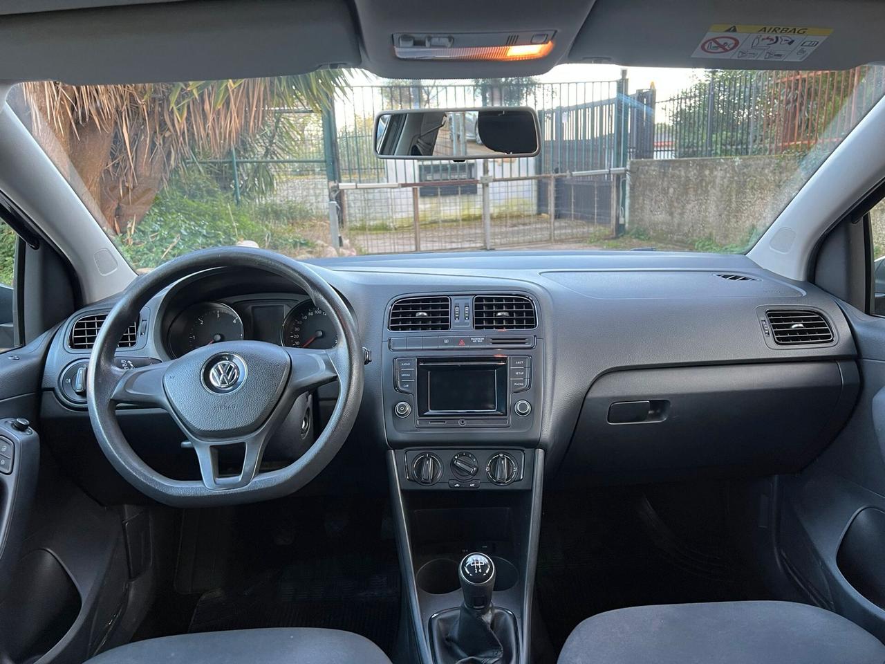 VOLKSWAGEN POLO 1.4 TDI Business 5p - 2017