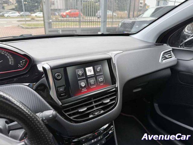 PEUGEOT 2008 1.2 puretech Gt Line AUTOMATICA TETTO PANORAMICO