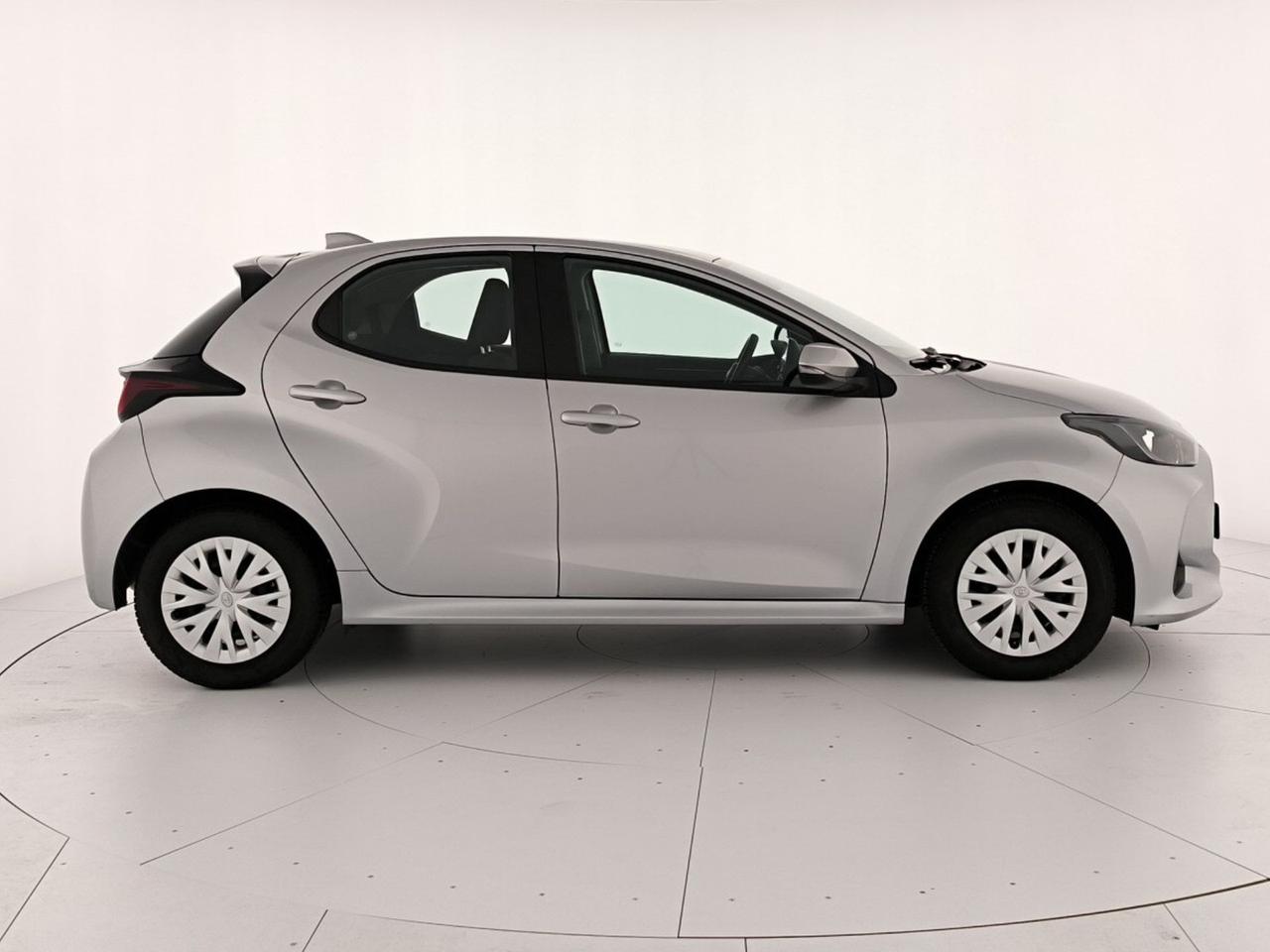 Toyota Yaris 1.5h active